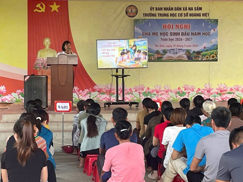 TRƯỜNG THCS HOÀNG VIỆT TỔ CHỨC THÀNH CÔNG HỘI NGHỊ CHA MẸ HỌC SINH ĐẦU NĂM HỌC 2026–2027